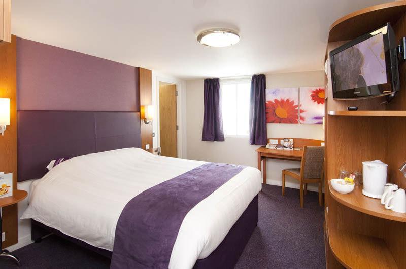 Premier Inn Bristol East Emersons Green Coalpit Heath Εξωτερικό φωτογραφία