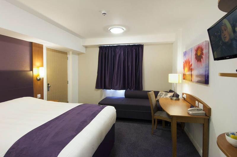 Premier Inn Bristol East Emersons Green Coalpit Heath Εξωτερικό φωτογραφία